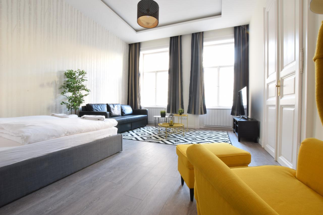 Standard Apartment By Hi5 - Dessewffy 39 Budapest Exterior foto